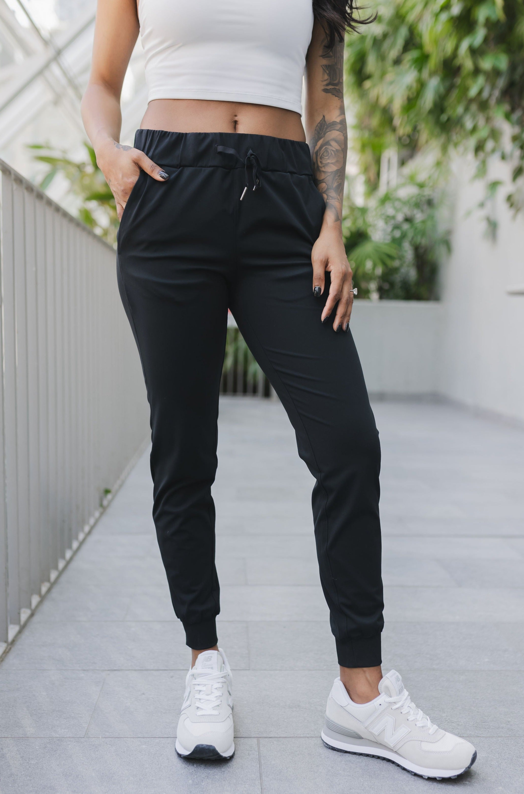 Downtown Jogger *Cuffed Ankle