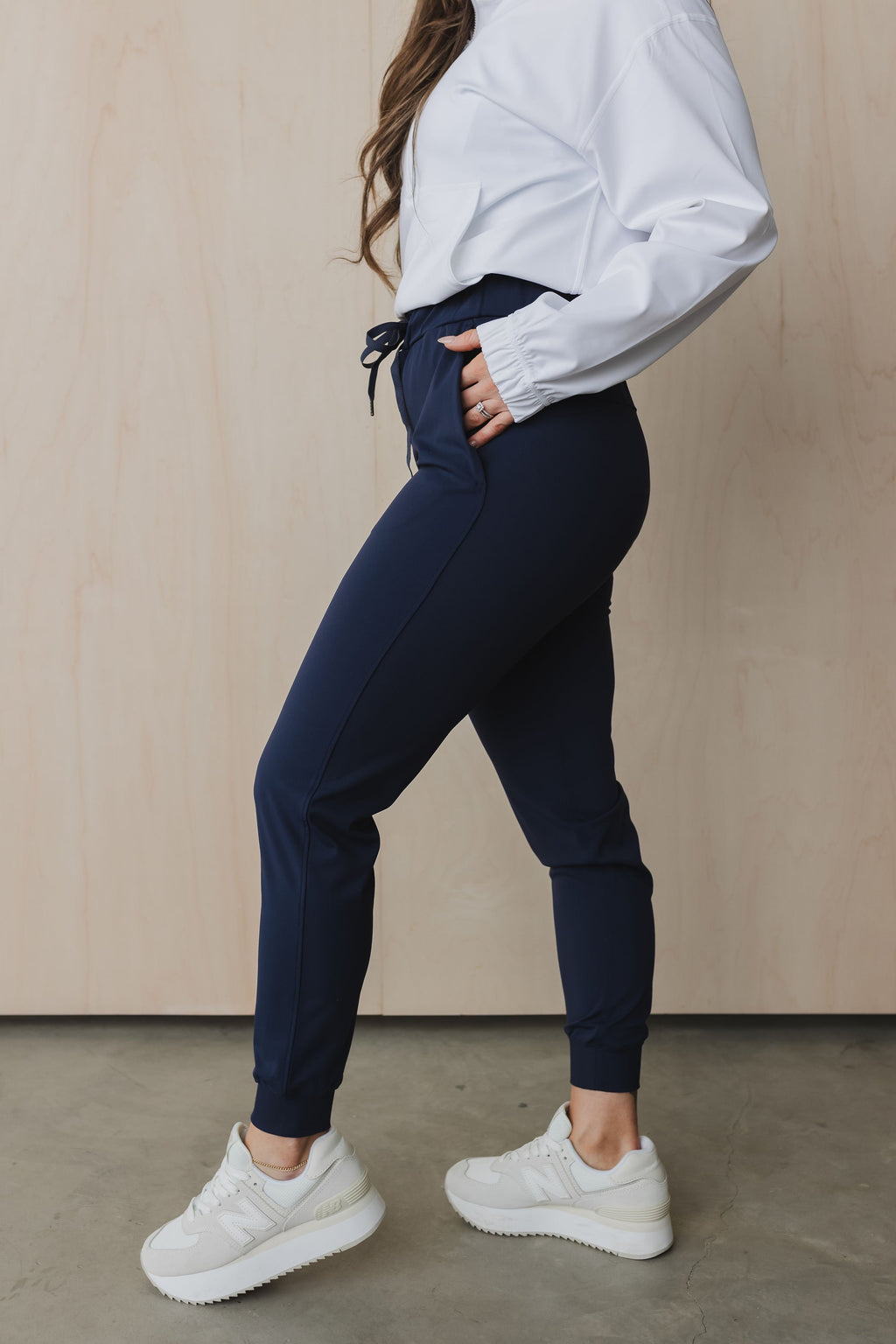 Downtown Jogger *Cuffed Ankle